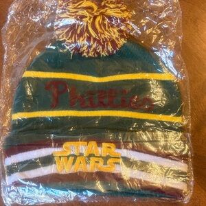 NWOT -Star Wars Phillies Beanie